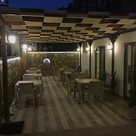 Otel Kaya 4*